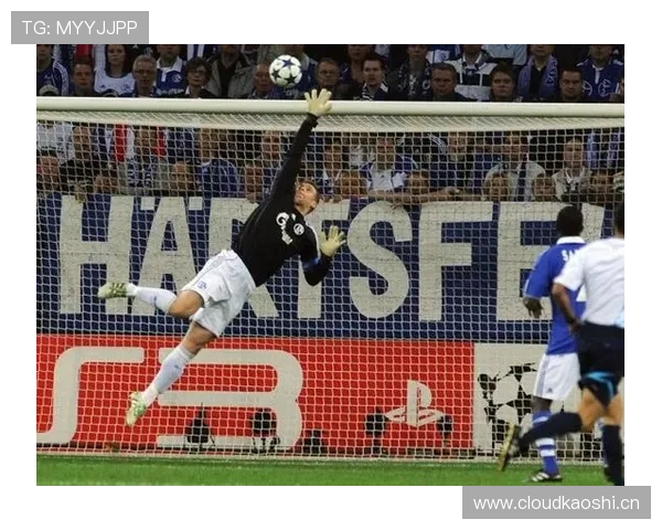 诺伊尔对阵巴萨MSN的极限防守解析 诺伊尔对阵巴萨MSN的极限防守解析